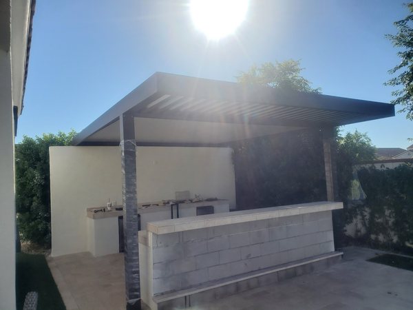 Outdoor kitchen shade cover for Las Vegas area homeowners.